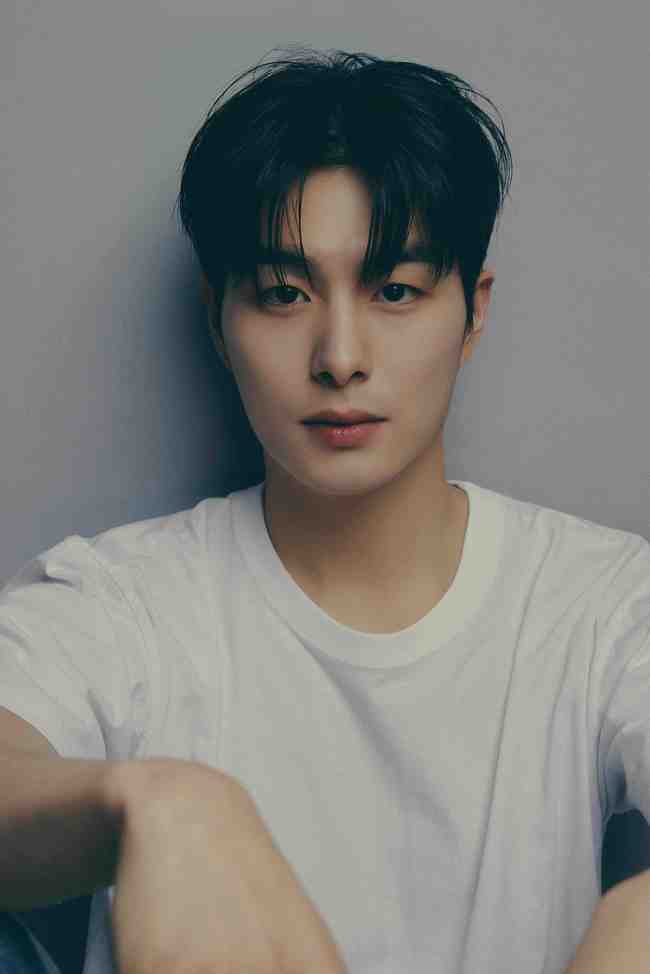 사람엔터테인먼트 제공