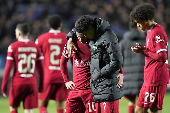▲ 리버풀이 아탈란타와의 유로파리그 8강 2차전에서 모하메드 살라의 페널티킥 골로 1-0으로 이겼지만, 1차전 0-3 패배를 뒤집지 못하고 탈락했다. ⓒ연합뉴스/AFP/AP