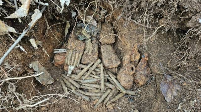 김은조씨가 지난 2월 경기 파주시의 한 산에서 찾은 총알. 김씨는 6‧25 전사자로 추정되는 유해를 발견해 군에 즉시 신고했다. 김씨 제공