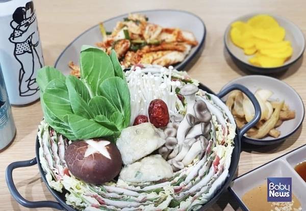 수제 만두와 밀푀유 나베 전문점 랑이식당. ⓒ비짓제주