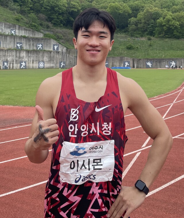 2024 여수 KTFL 전국실업육상대회 남자 100m 금메달 이시몬.안양시청 제공