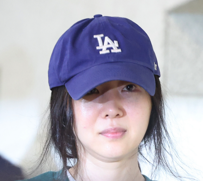 민희진 어도어 대표가 25일 오후 서울 서초구 서초동의 한국컨퍼런스에서 열린 ‘경영권 탈취 사태’ 관련 기자회견에 참석하고 있다. 사진=한윤종 기자