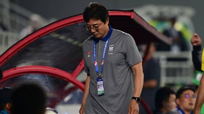 U-23 아시안컵 8강 한국과 인도네시아의 경기에서 퇴장 당한 황선홍 감독