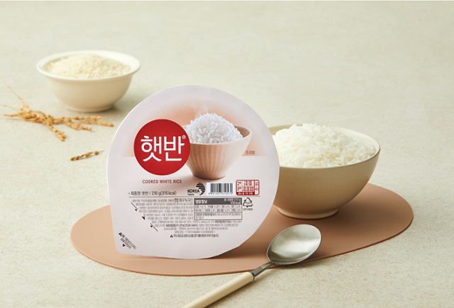 '햇반 백미밥' 제품. CJ제일제당 제공