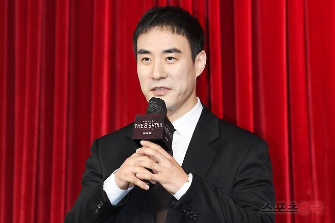 넷플릭스 시리즈 '더 에이트 쇼'(The 8 Show) 제작발표회에 참석한 배우 배성우. ⓒ이혜영 기자 lhy@hankooki.com