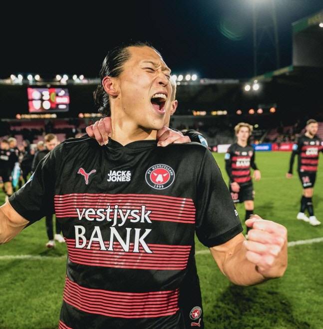 조규성이 리그 12호골을 터트리면서 팀을 승리로 이끌었다. 미트윌란은 조규성의 1골 1도움을 앞세워 리그 우승에 대한 희망을 계속 이어갔다. 사진=미트윌란