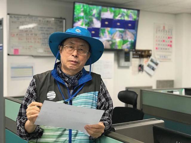 주말 오후 미래한강사업본부 시설물점검봉사단으로 활동중인 김 씨. 김현 씨 제공