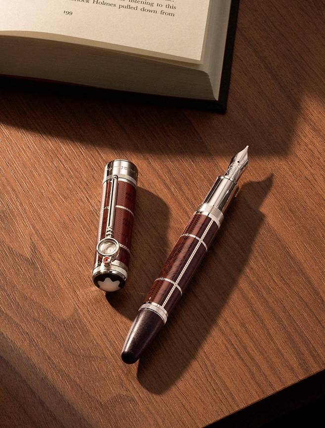 아서 코난 도일경 필기구(사진②)
사진 출처: Montblanc. Com