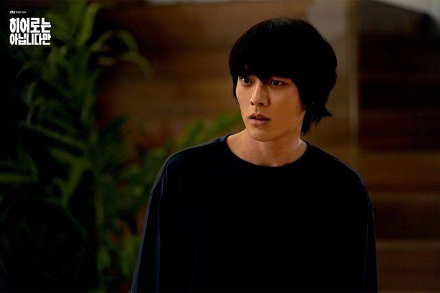 군대에 다녀오고 나니 배우 장기용의 얼굴에서 강동원의 리즈 시절이 보인다^^ ⓒ