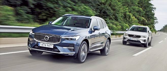 볼보자동차 XC60(왼쪽)과 XC40 /볼보자동차 제공