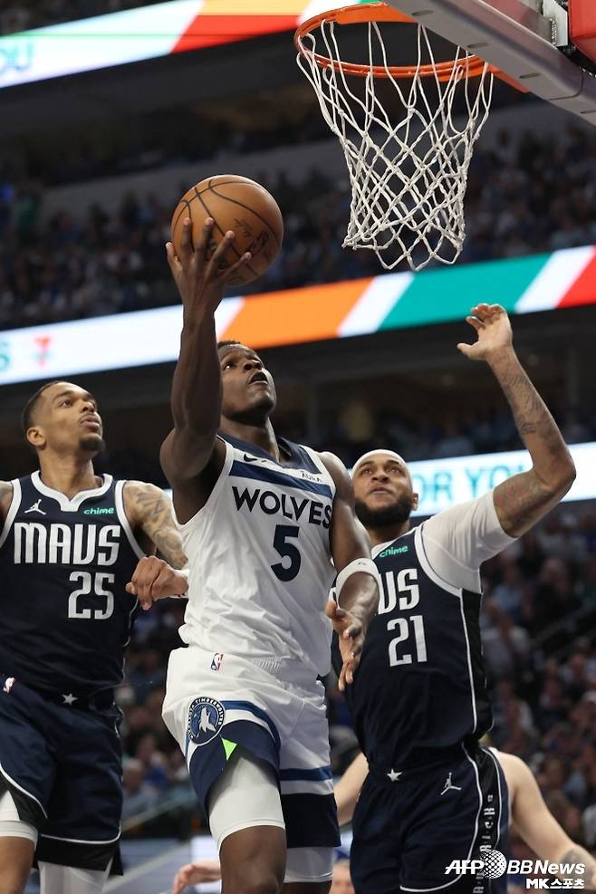 늑대 군단이 벼랑 끝에서 살아났다. 사진(댈러스 미국)=AFPBBNews=News1