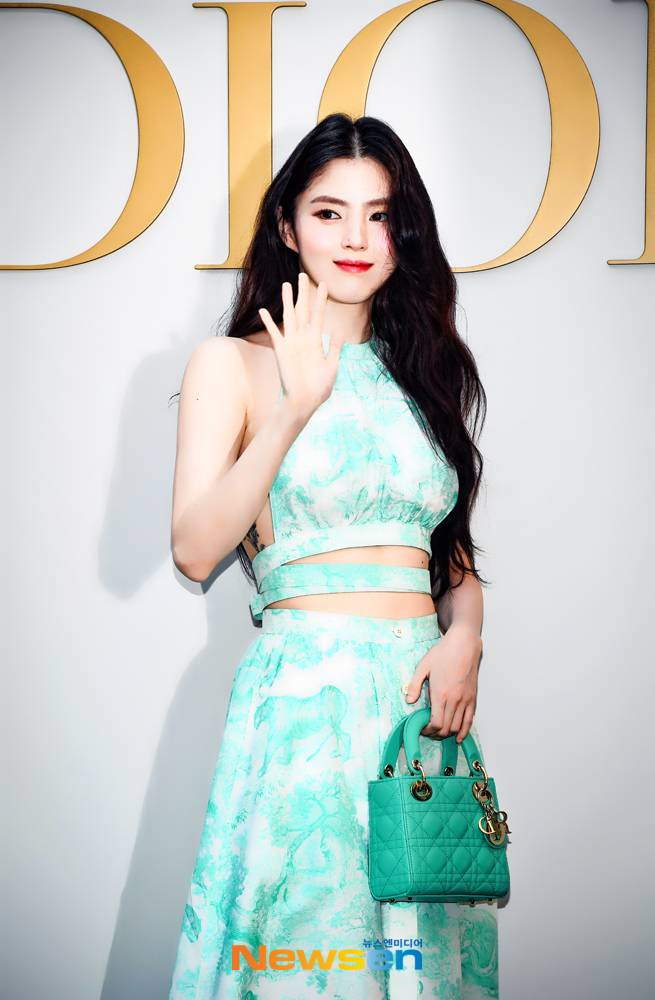 여름을 부르는 예쁨