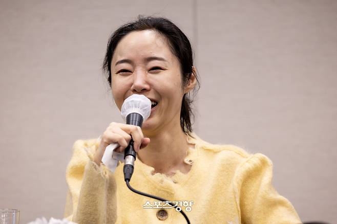 민희진 어도어 대표가 31일 서울 중구 프레스센터에서 어도어 임시주주총회 관련 기자회견을 하고 있다. 2023.05.31 권도현 기자