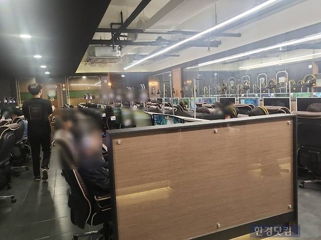 서현역과 정자역 부근 피시방 /사진=유지희 기자