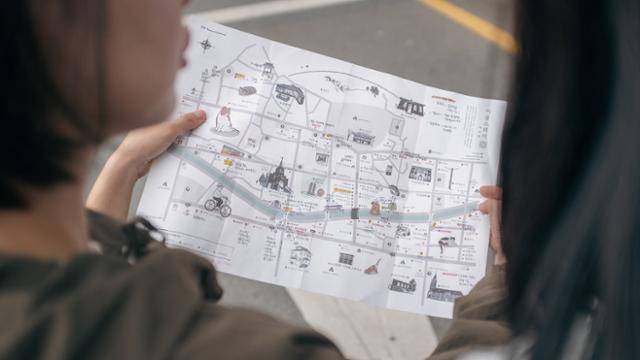 '스마트폰 해방촌' 입주민들에게 가장 인기가 많은 프로그램은 '스마트폰 없이 공주 원도심 여행하기'다. 로컬 식당과 카페, 볼거리 등이 적힌 종이지도만 들고 시내 곳곳을 돌아다니는 게 묘미다. 노마드맵 제공