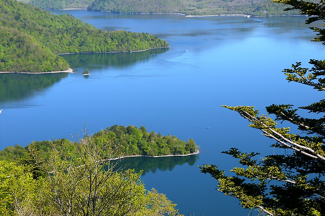 주젠지 호수/사진=게곤 폭포 공식 홈페이지