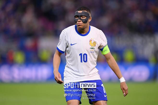 ▲ 11일 스페인 프리메라리가 레알 마드리드가 다가오는 2024-25시즌 달라진 선수단의 등번호를 발표했다. 음바페처럼 새로 합류한 선수와 번호를 바꾼 기존 선수들의 달라진 배번을 공개했다. 음바페는 예상대로 9번을 달고 뛴다.