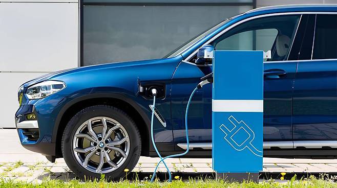 플러그인 하이브리드 차량 / 출처=BMW코리아