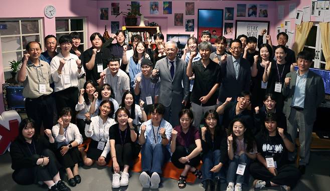 19일 부산 수영구에 위치한 한국영화아카데미(KAFA)에서 간담회를 하고 있는 유인촌 문화체육관광부 장관. 문화체육관광부 제공