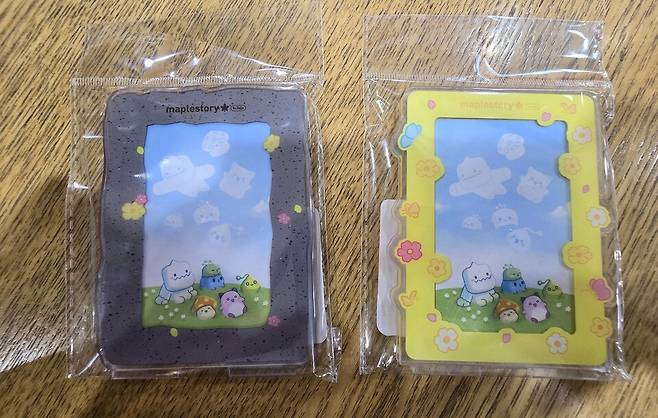 - 제주 출장 기념 사진을 간직하기 위한 포토 액자