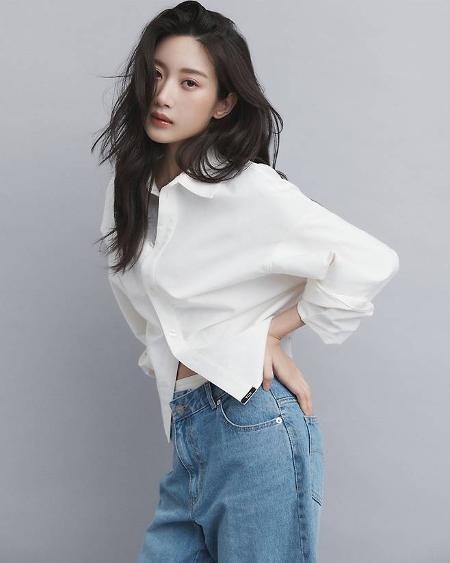 '女神' 문가영, 새 프로필 공개