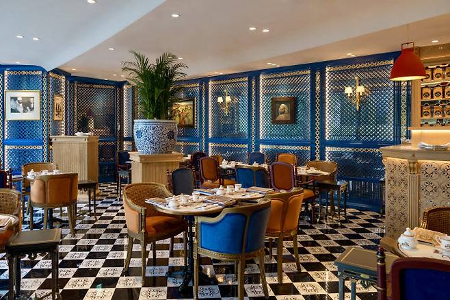 1일 서울 청담동에 문을 연 ‘바샤커피’ 청담 플래그십 스토어의 2층 커피룸. (사진=롯데백화점)