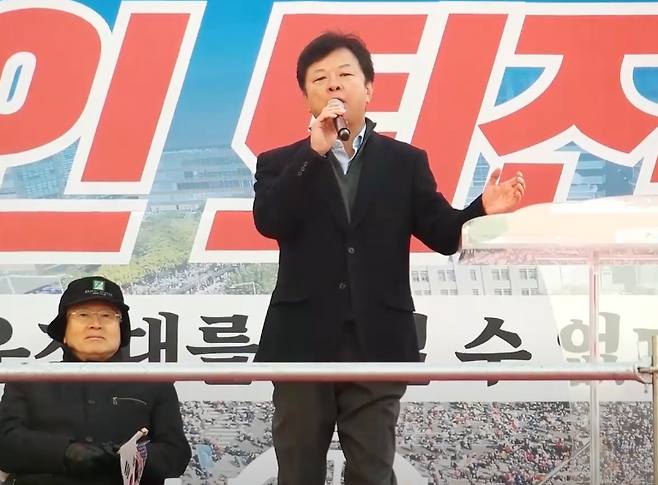 2020년 1월, 임무영씨는 전광훈 주도 집회에 발언자로 나서 “좌파세력을 막을 유일한 세력인 검찰이 열심히 좌파를 막기 위해서 노력하고 있다”고 말했다. (출처 : 뉴데일리TV)