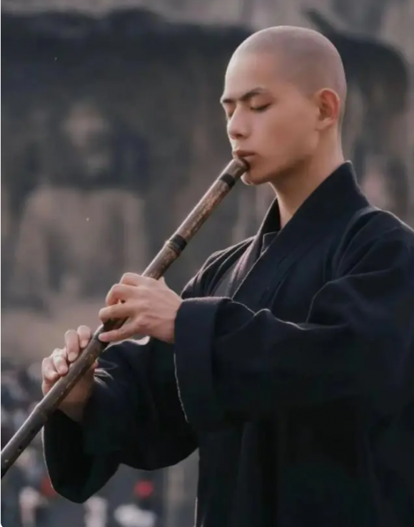 국 소림사 제34대 무승 자리에 올랐던 치우펑(秋风)이 향년 21세의 나이로 사망했다. 사진 출처 광명망