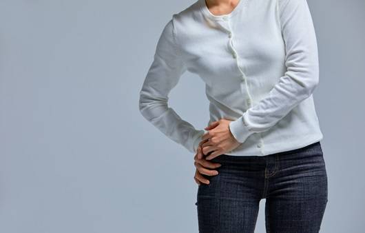 잘못된 자세를 유지하면 골반이 쉽게 틀어진다|출처: 게티이미지뱅크