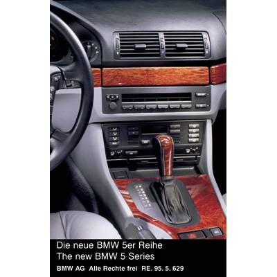 4세대 BMW 5시리즈의 플로어 쉬프트 변속레버. BMW 제공