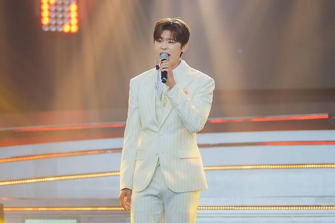 '미스터로또'에 출연 중인 가수 박지현/TV조선