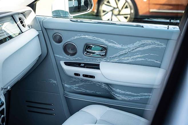 롤스로이스 '팬텀 신틸라(Phantom Scintilla)' (출처 : BMW 블로그)