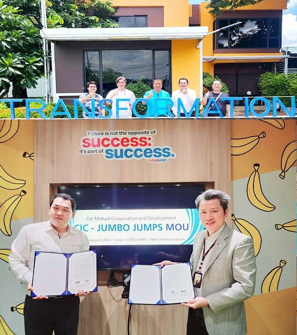 콘텐츠아이피컴퍼니(CIC)는 태국 게임사인 '점보 점프스'와 사업협력 양해각서를 체결했다고 23일 밝혔다. 최강호 CIC 대표(사진 왼쪽)와 마나 점보 점프스 대표가 기념촬영을 하고 있다./사진=콘텐츠아이피컴퍼니 제공