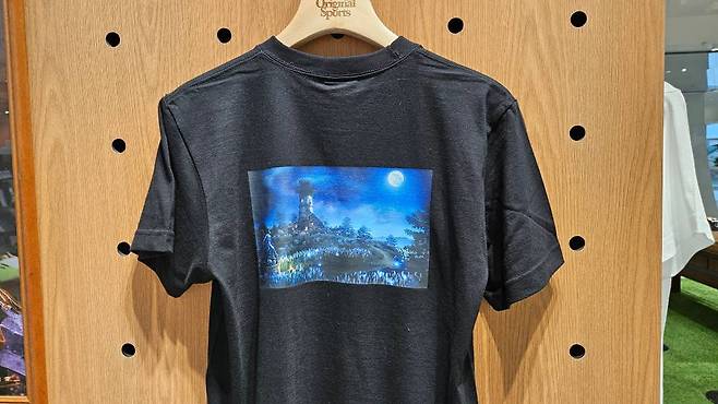 완성된 티셔츠 견본