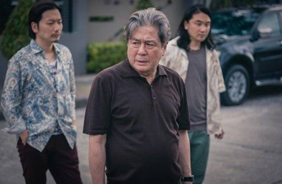 디즈니+ '카지노'는 필리핀 카지노의 제왕 차무식(최민식)이 살인사건에 휘말리며 벼랑 끝에 서는 이야기를 다뤘다. 사진 월트디즈니컴퍼니 코리아