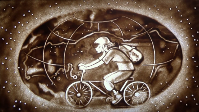 '이토록 우아한 제로 웨이스트 여행'의 저자 신혜정씨는 환경단체에서 일하다가 퇴사한 후 1년 10개월 동안 1만2,500㎞를 달리는 자전거 육로 여행을 다녀왔습니다. 이 과정에서 '제로 웨이스트' 실천을 위해 텀블러, 수저통, 반찬통 등을 항상 들고 다녔다고 해요. 푸른아시아 유튜브 캡처