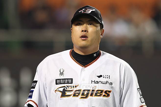 ▲ 류현진은 지난 2월 출국 인터뷰에서 국가대표팀 합류를 향한 의지를 드러내 주목을 받았다. ⓒ곽혜미 기자