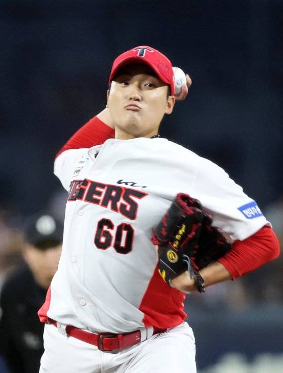 24일 광주 삼성전에서 7이닝 무실점 승리를 따낸 KIA 김도현. 연합뉴스