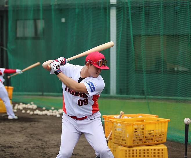 ▲ 힘이 있는 우타 외야수로 KIA에 부족한 점을 채워줄 것으로 기대를 모으는 이영재 ⓒKIA타이거즈