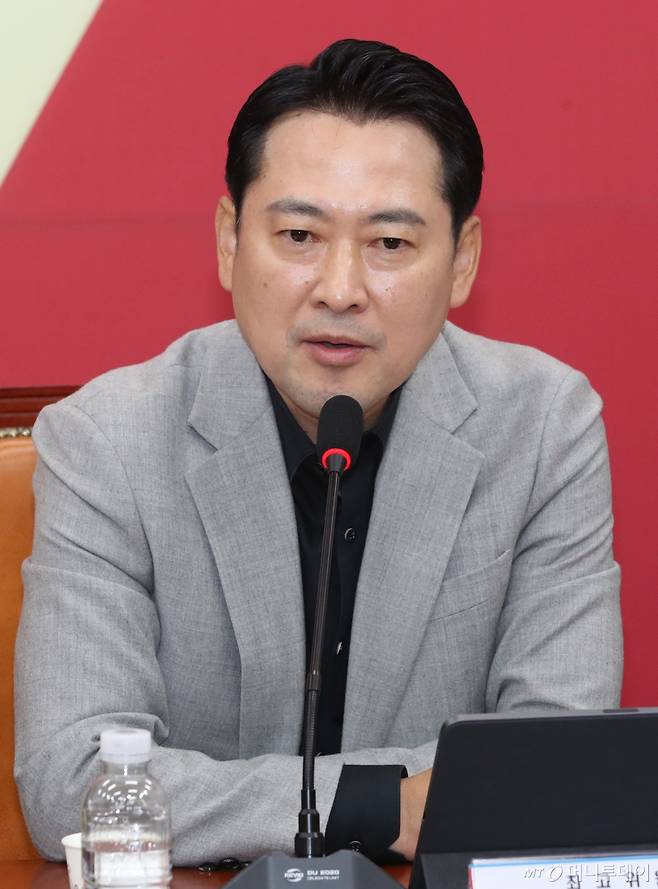 (서울=뉴스1) 이광호 기자 = 장동혁 국민의힘 최고위원이 28일 오전 서울 여의도 국회에서 열린 최고위원회의에서 발언하고 있다. 2024.10.28/뉴스1 Copyright (C) 뉴스1. All rights reserved. 무단 전재 및 재배포, AI학습 이용 금지. /사진=(서울=뉴스1) 이광호 기자