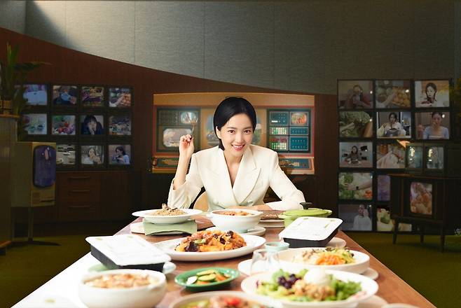 현대그린푸드의 케어푸드 브랜드 '그리팅' 광고 모델 배우 김태리. 현대그린푸드