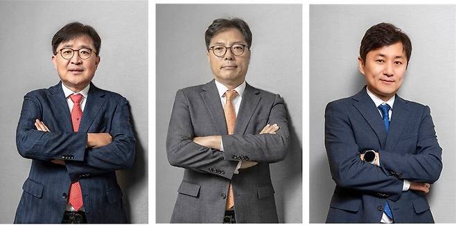 정승회(왼쪽부터) 코람코자산신탁 리츠 및 경영부문 대표이사, 이충성 신탁부문 대표이사, 박형석 코람코자산운용(펀드부문) 대표이사/ 사진 = 코람코자산신탁