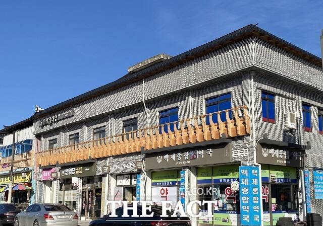 익산시는 금마면의 금마·고도길을 중심으로 '고도 가로경관 개선사업'을 완료했다고 밝혔다/익산시