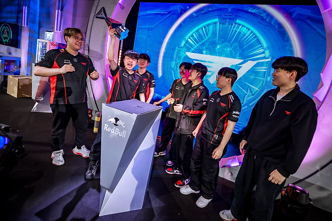 레드불 홈그라운드 대회에서 정상에 섰던 T1(Photo=Redbull).