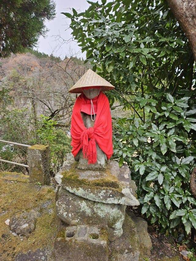 3fb8c32fffd711ab6fb8d38a4083746f75683132c853e74c1d737e93f5acd4b3b979dbaebec8f9670360cc3d