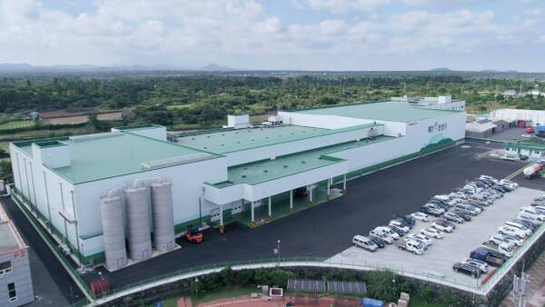 오리온 제주용암수 공장. 오리온