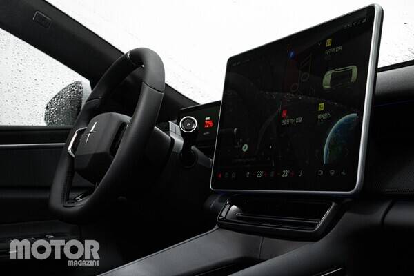 폴스타 4 사진 모터매거진 최재혁 기자