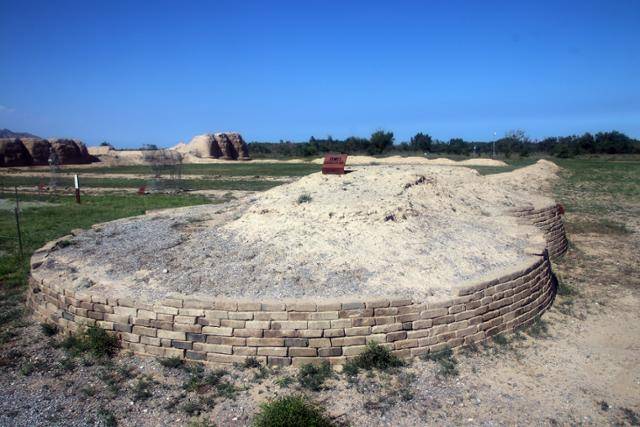 서하릉 3호릉의 월성문. ⓒ최종명