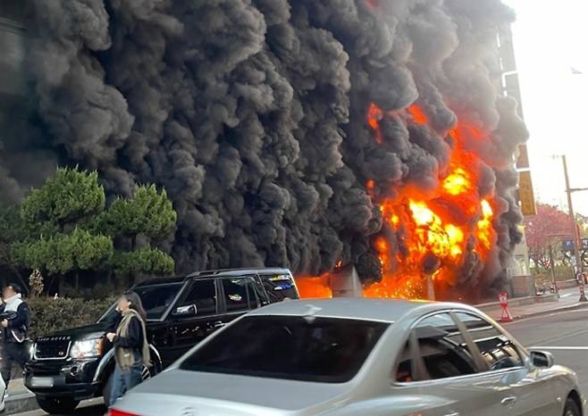 경기 성남시 분당구 야탑동 화재 현장. 연합뉴스