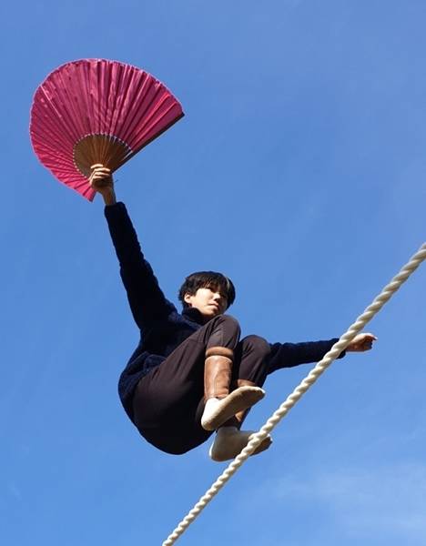 줄타기 이수자 한산하씨가 중학교 시절 줄타기를 배우는 모습. 본인 제공